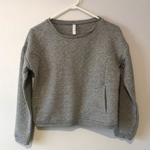 Quilted Crop Sweatshirt with Pockets